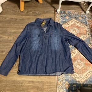 Lee Long Sleeve denim Shirt; size XL; NWT
